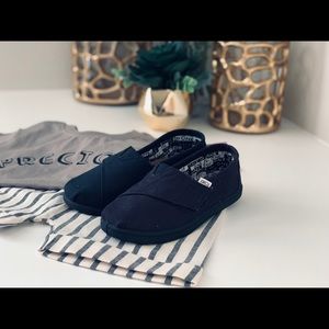 New Toddler Canvas Tiny Toms Classics 2.0 ~ Sz. 10